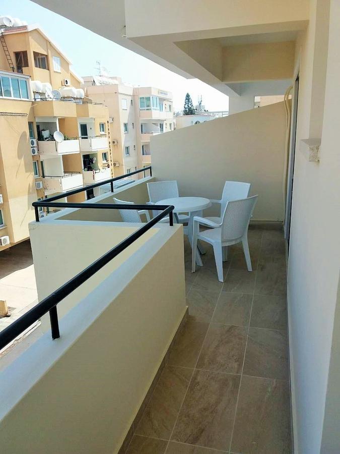 Apartment 301 Carisa Napa - Holiday Flats Larnaca Buitenkant foto